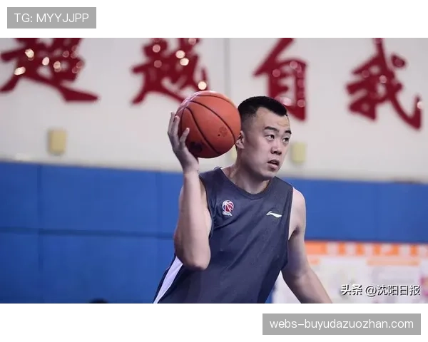 韩德君退役仪式定于下月举行,姚明将出席致辞 韩德君退役仪式定于下月举行,姚明将出席致辞